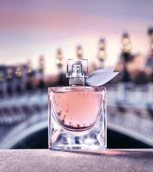 20220727_ABOUT_THE_FRAGRANCE_DESK_X1