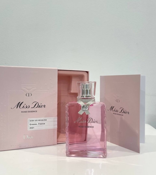 miss_dior_rose_essence_edt_100_1667652728_5b0147e6